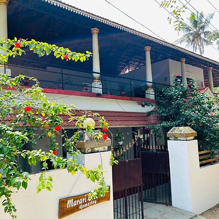 Marari Beach Cleetus Homestay Mararikulam Luaran gambar
